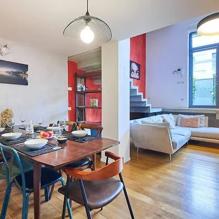 Ampia Casa Indipendente Con Giardino Privato Apartman Milánó
