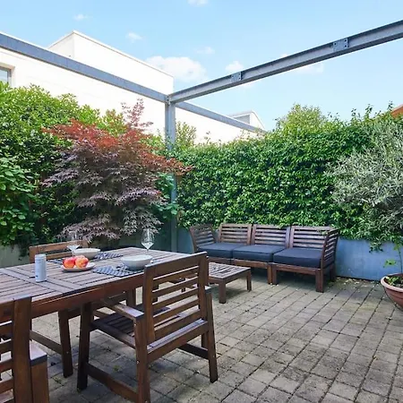 Ampia Casa Indipendente Con Giardino Privato Apartman Milánó
