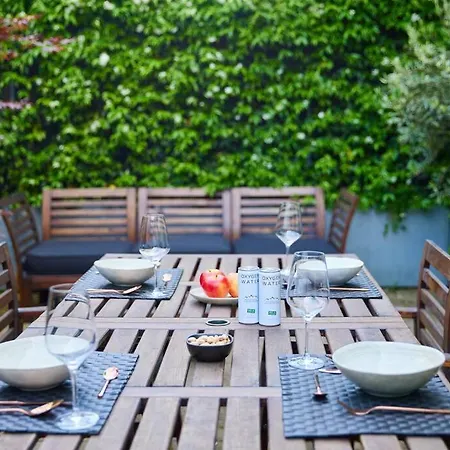 Ampia Casa Indipendente Con Giardino Privato Apartamento