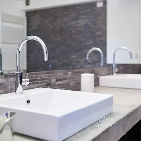 Ampia Casa Indipendente Con Giardino Privato Apartamento Milán
